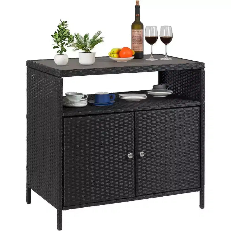 Meuble de rangement d'extérieur en osier avec étagère, table de bar de patio à 2 portes, rotin PE tout temps et acier enduit de poudre, organisateur de rangement de jardin/piscine pour patio